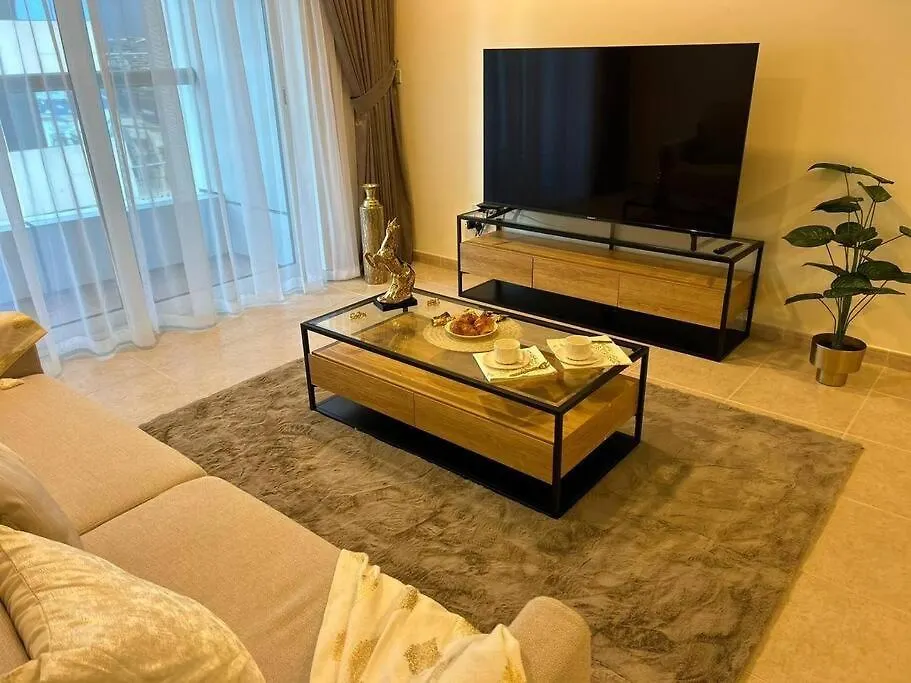1Bhk In Dubai Marina Near Tram Apartment
